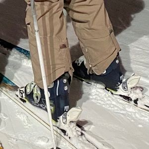 Ski / snowboard Oakley pants, Performance fit